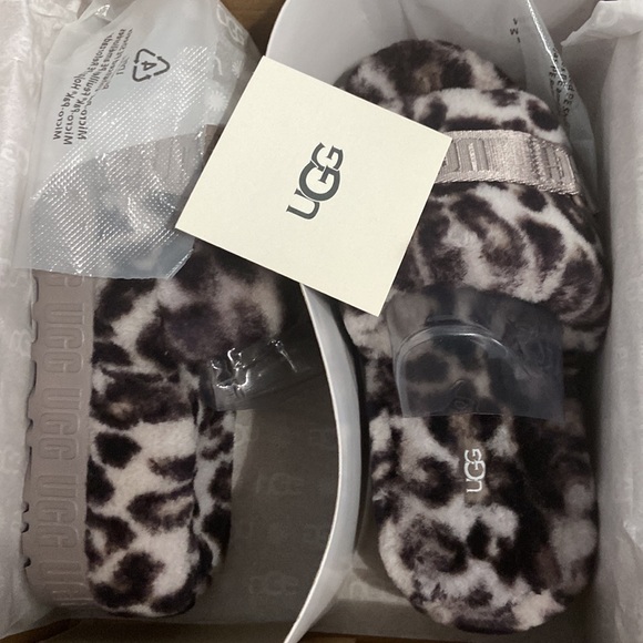 UGG FLUFFITA PANTHERA PRINT SLIDE NEW SIZE 6 IN BOX - Picture 3 of 4